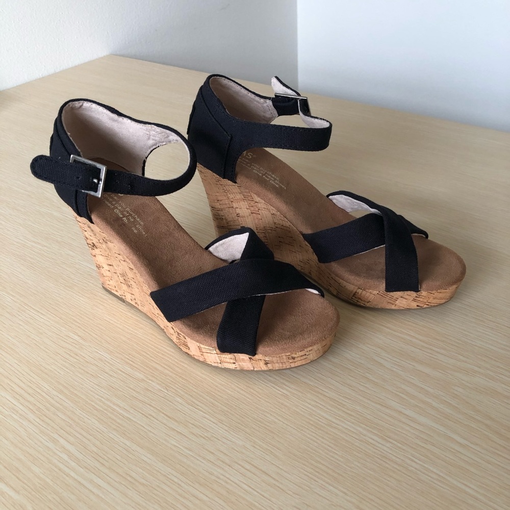 NWOT TOMS wedge heels